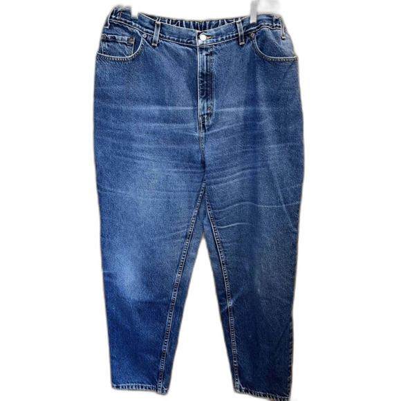 Levi's 550 Relaxed Fit Tapered Leg Women's 22M Medium Wash Denim Everyday Work - Picture 1 of 8